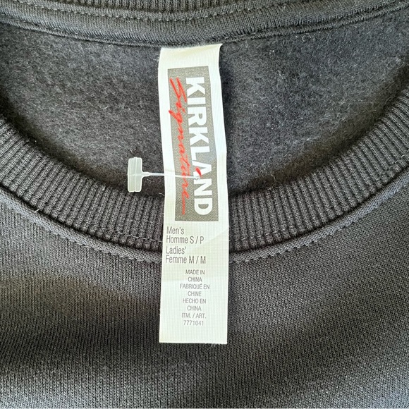 🌸2/$15🌸 Kirkland Signature Black Crew Neck Sweatshirt - Picture 5 of 6